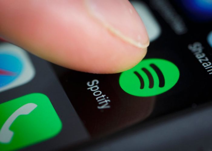 Spotify redujo sus pérdidas de operación en los últimos 12 meses (Foto: Mormon Dancer)