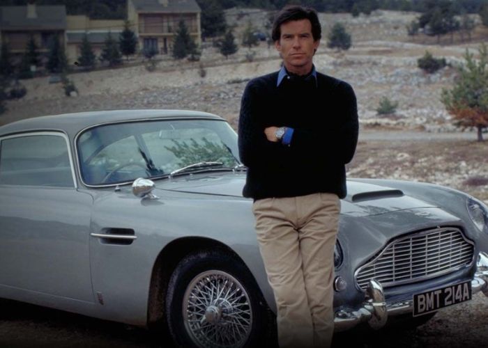 El Aston Martin DB5 se convirtió en el más emblemático en las películas de James Bond (Foto:Clarín).