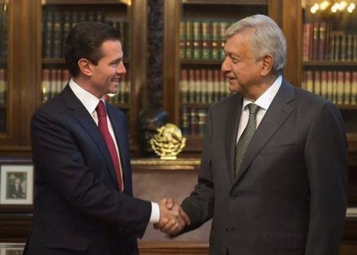 Peña Nieto y López Obrador en Palacio Nacional en un encuentro posterior a las elecciones presidenciales de 2018.