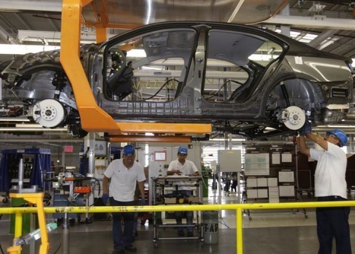 La industria automotriz representa el 32% de las exportaciones totales de México.