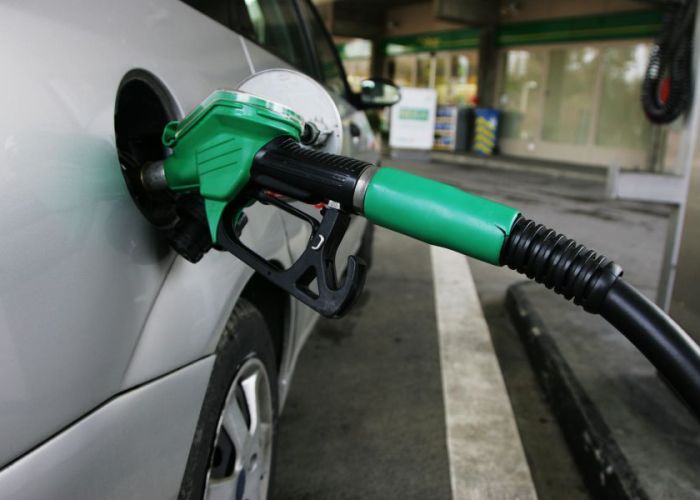 El precio de la gasolina magna (regular) cayó 0.71% en junio y de los energéticos en 1.55% en el sexto mes del año.