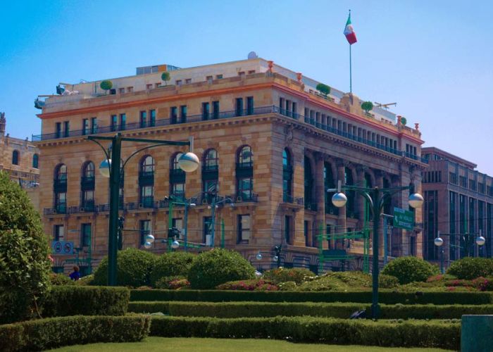 Edificio principal del Banco de México en el centro de la Ciudad de México (Foto: Arena Pública)