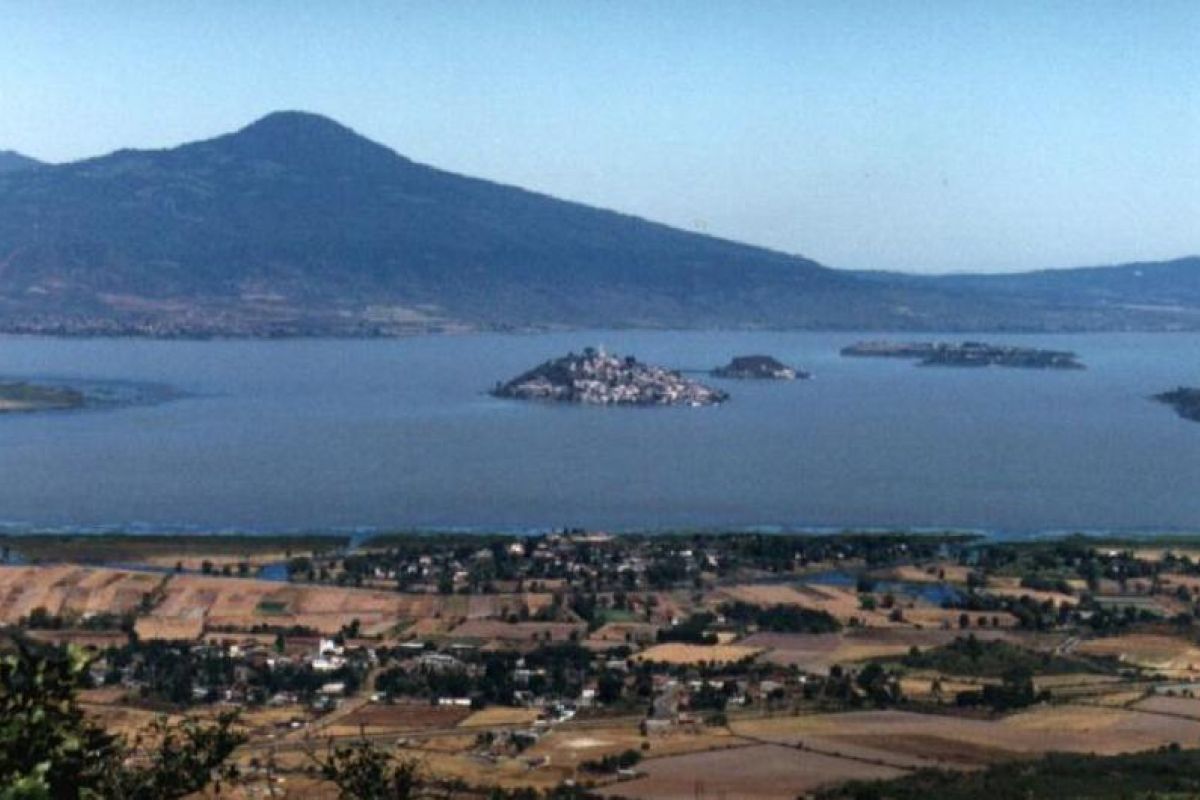 Conagua sigue con la compra de terrenos para el rescate de la principal zona lacustre del Valle de México. Conagua sigue con la compra de terrenos para el rescate de la principal zona lacustre del Valle de México.