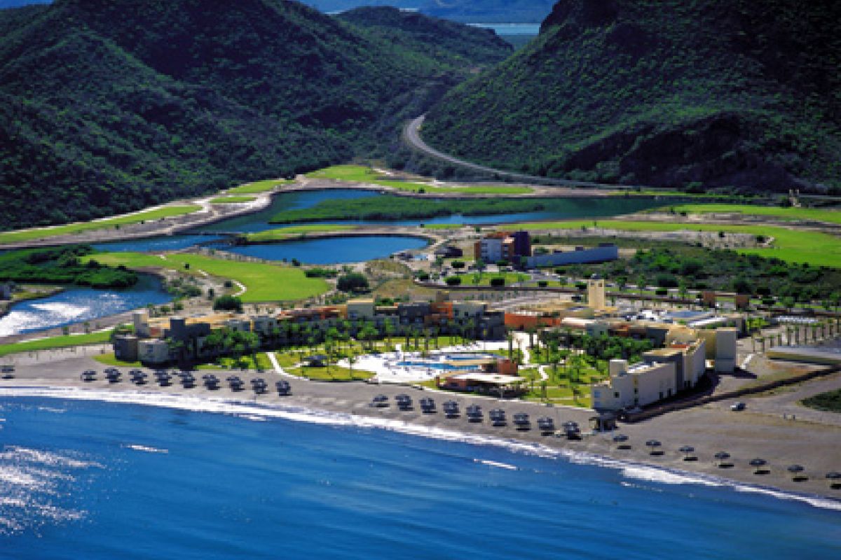 El Programa Nacional de Infraestructura destinará más de 2,300 mdp al desarrollo del polígono de Puerto Escondido ubicada en Loreto. El Programa Nacional de Infraestructura destinará más de 2,300 mdp al desarrollo del polígono de Puerto Escondido ubicada en Loreto.