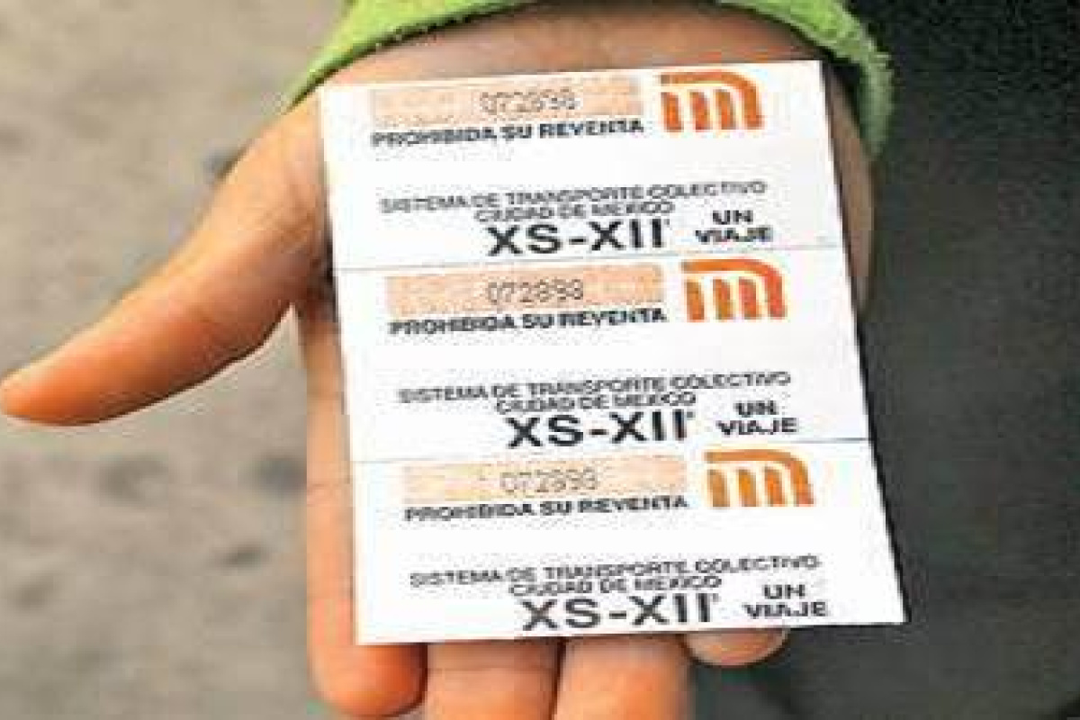 El futuro de los boletos del metro se debate entre su popularidad, sus costos y la sobrevivencia de las taquilleras. El futuro de los boletos del metro se debate entre su popularidad, sus costos y la sobrevivencia de las taquilleras.