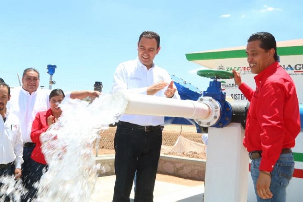 Conagua no tiene ni el presupuesto ni el personal que necesita para supervisar la extracción de agua de los pozos en los acuíferos de Zacatecas. Conagua no tiene ni el presupuesto ni el personal que necesita para supervisar la extracción de agua de los pozos en los acuíferos de Zacatecas.