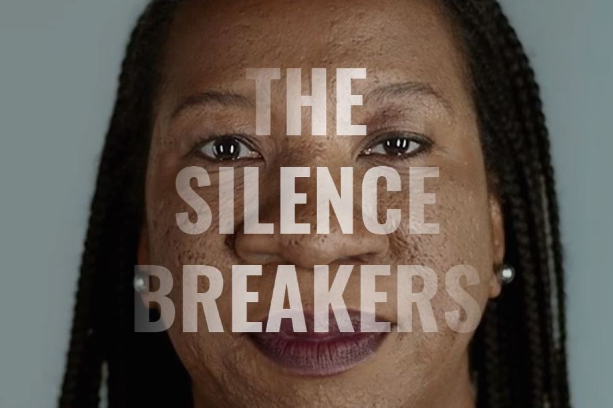 Tarana Burke fue la creadora del #MeToo, que acompaña a su ONG que ayuda a sobrevivientes de acoso sexual. Tarana Burke fue la creadora del #MeToo, que acompaña a su ONG que ayuda a sobrevivientes de acoso sexual.