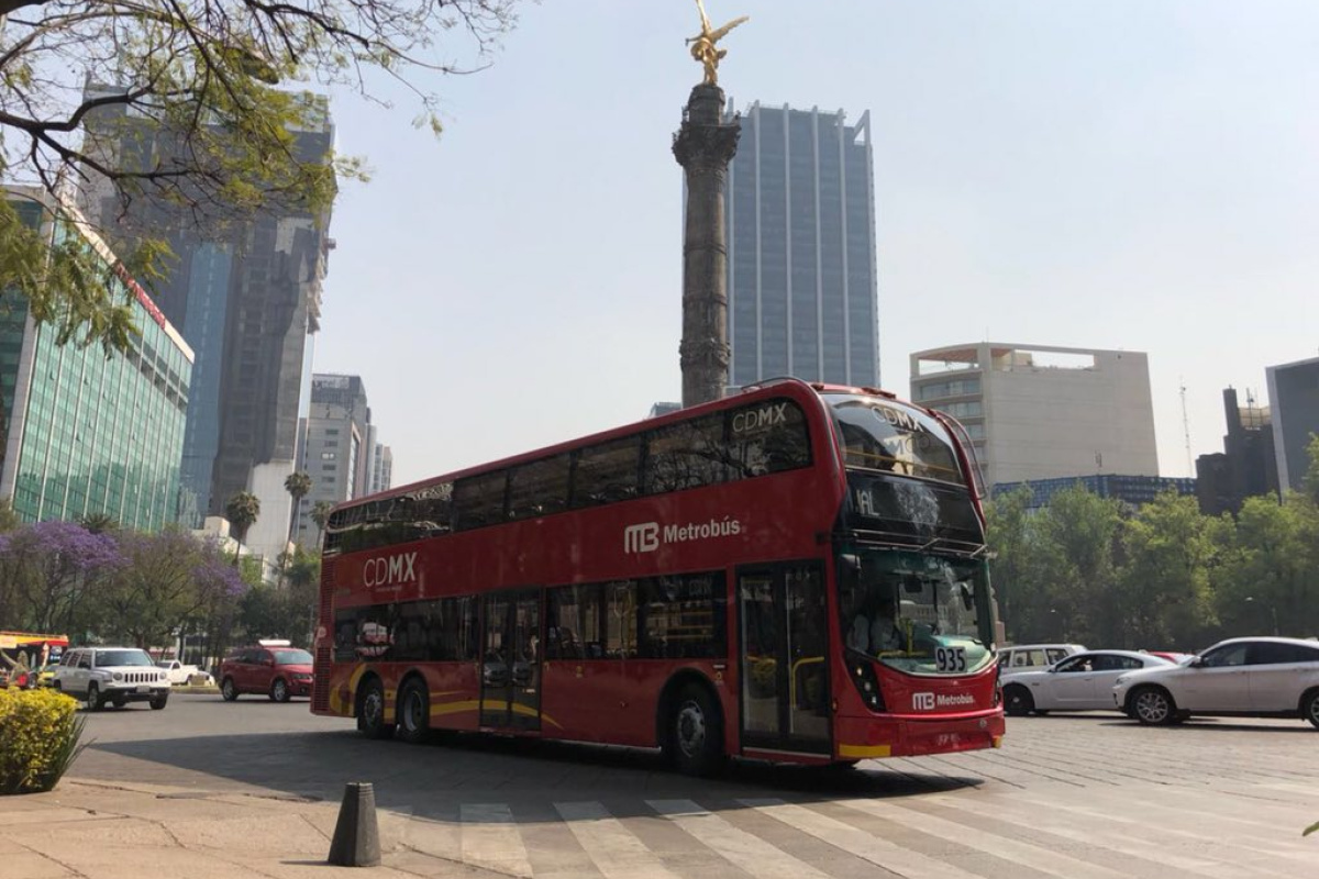 Después de una serie de controversias, por fin arrancará la Línea 7 del Metrobús sobre Reforma. Después de una serie de controversias, por fin arrancará la Línea 7 del Metrobús sobre Reforma.