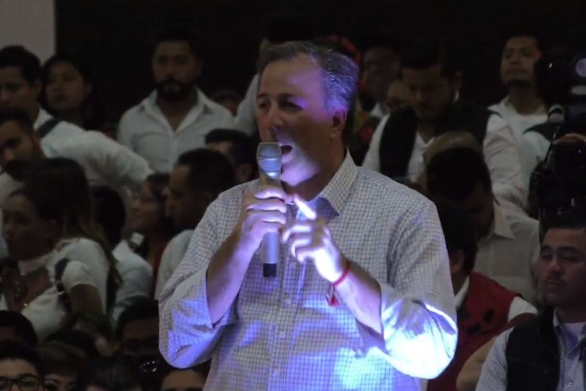 En reunión con militantes del sur del país, Meade expuso la idea de extender las Zonas Económicas Especiales a todo el país. En reunión con militantes del sur del país, Meade expuso la idea de extender las Zonas Económicas Especiales a todo el país.