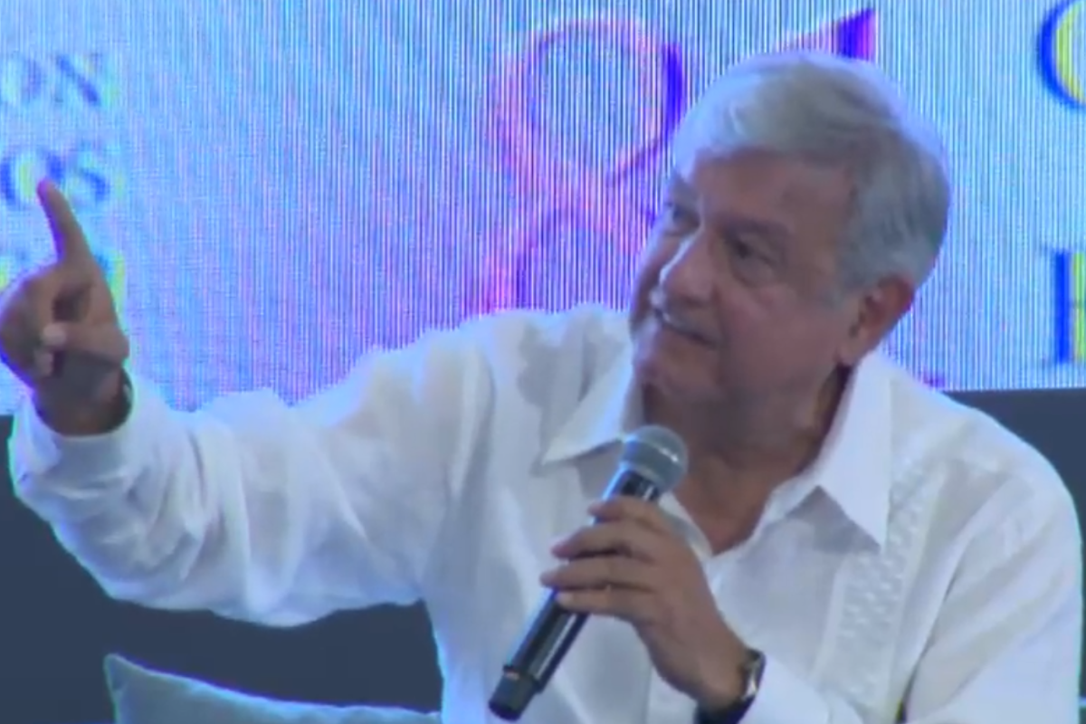 Lopez Obrador sostuvo ante banqueros que si ocurre un fraude electoral se retirará a Palenque y no detendrá protestas sociales. Foto: Video de Facebook Lopez Obrador sostuvo ante banqueros que si ocurre un fraude electoral se retirará a Palenque y no detendrá protestas sociales. Foto: Video de Facebook