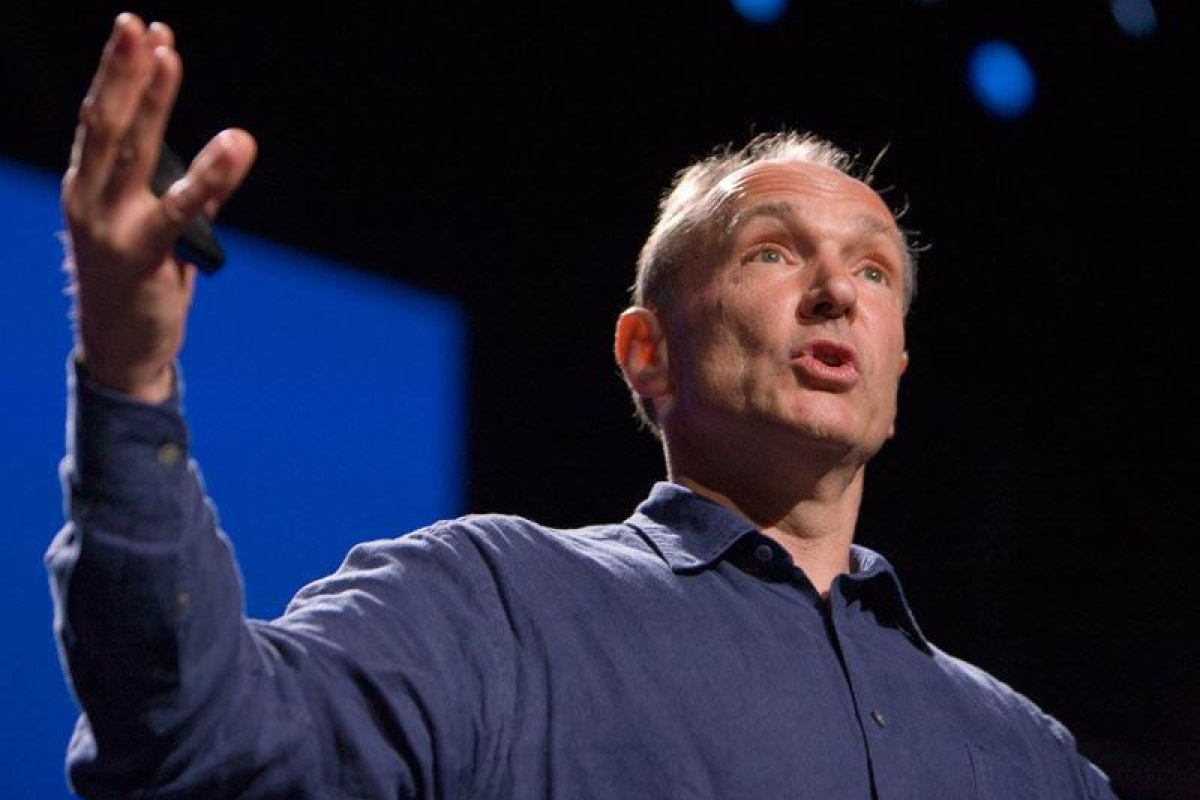En una carta Tim Berners-Lee expone sus deseos por conseguir que la web sea utilizada por todos, pues como expresó la ONU es un derecho humano tan importante como el agua potable. (Foto: Mediatelecom)