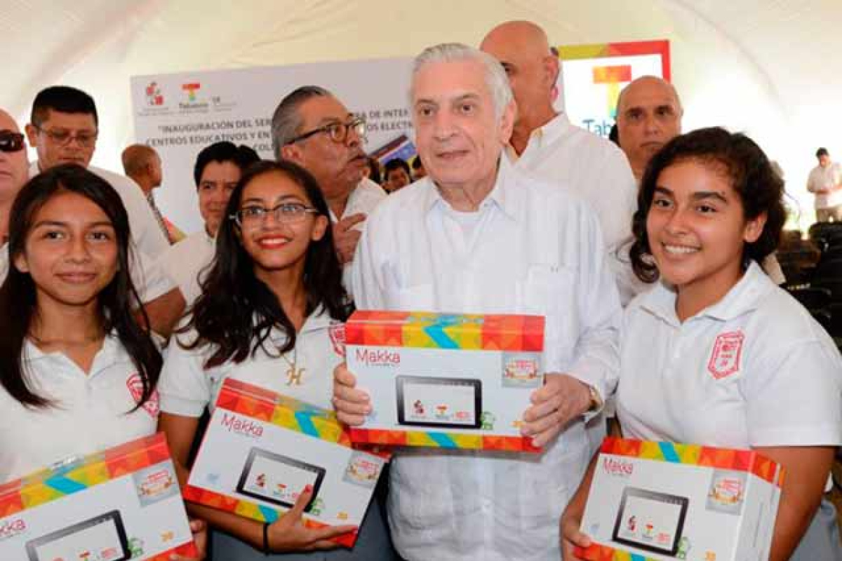 Los homicidios al alza, la economía a la baja y la pobreza estancada. Así los resultados del gobernador de Tabasco saliente. Los homicidios al alza, la economía a la baja y la pobreza estancada. Así los resultados del gobernador de Tabasco saliente.