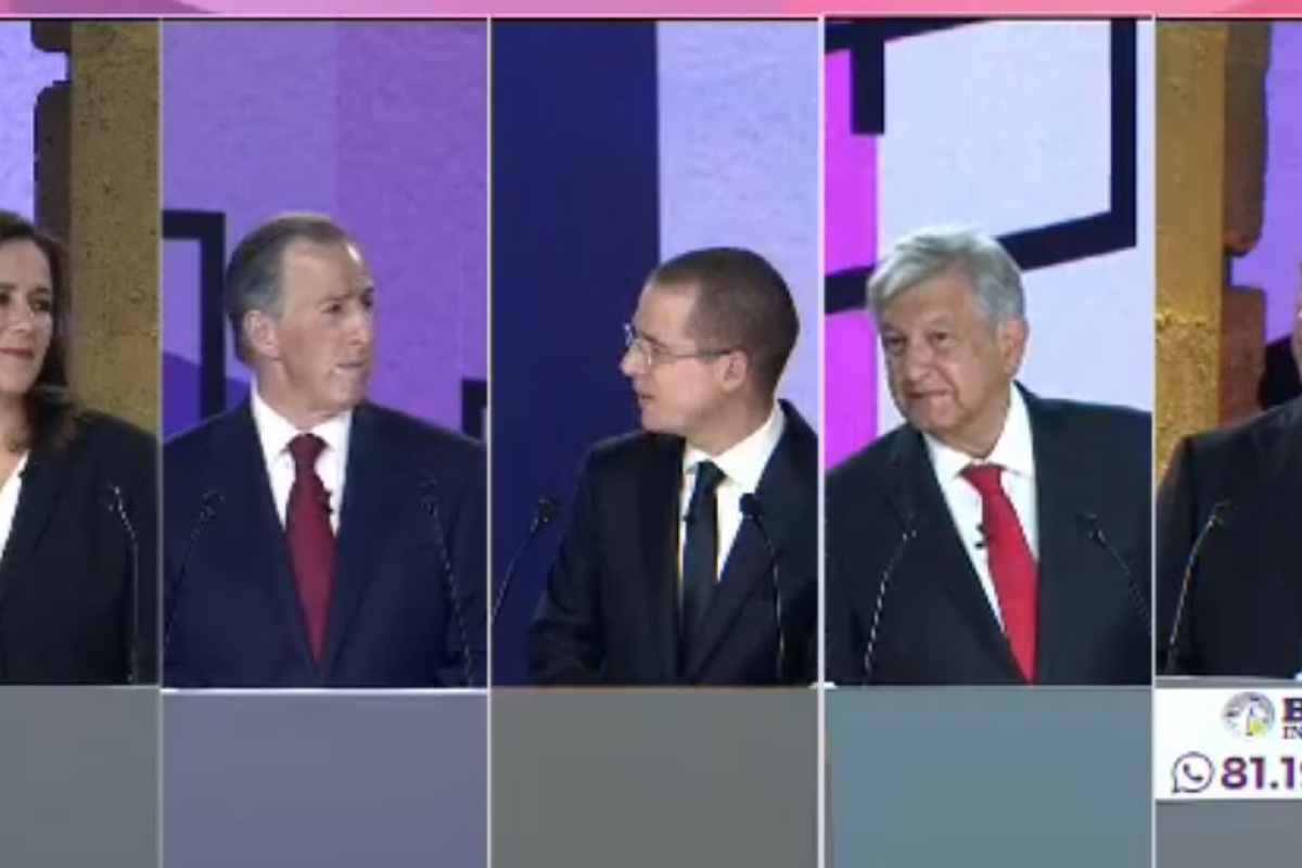 El primer debate presidencial dejó a los ciudadanos con varias dudas no resueltas en los temas de seguridad y corrupción. El primer debate presidencial dejó a los ciudadanos con varias dudas no resueltas en los temas de seguridad y corrupción.
