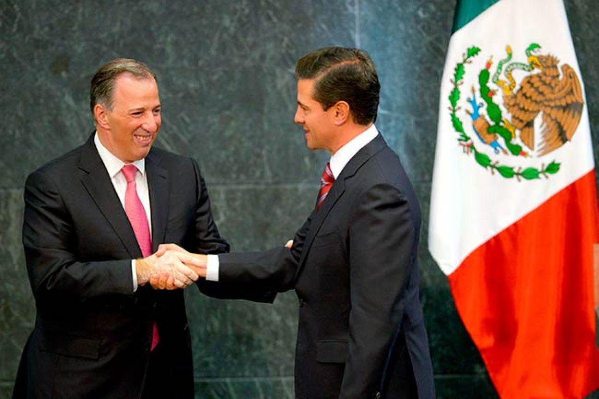En 2012, el PRI recibió la mayoría del voto en dos de cada tres distritos electorales federales con población indígena (Foto: Presidencia de la República Mexicana) En 2012, el PRI recibió la mayoría del voto en dos de cada tres distritos electorales federales con población indígena (Foto: Presidencia de la República Mexicana)
