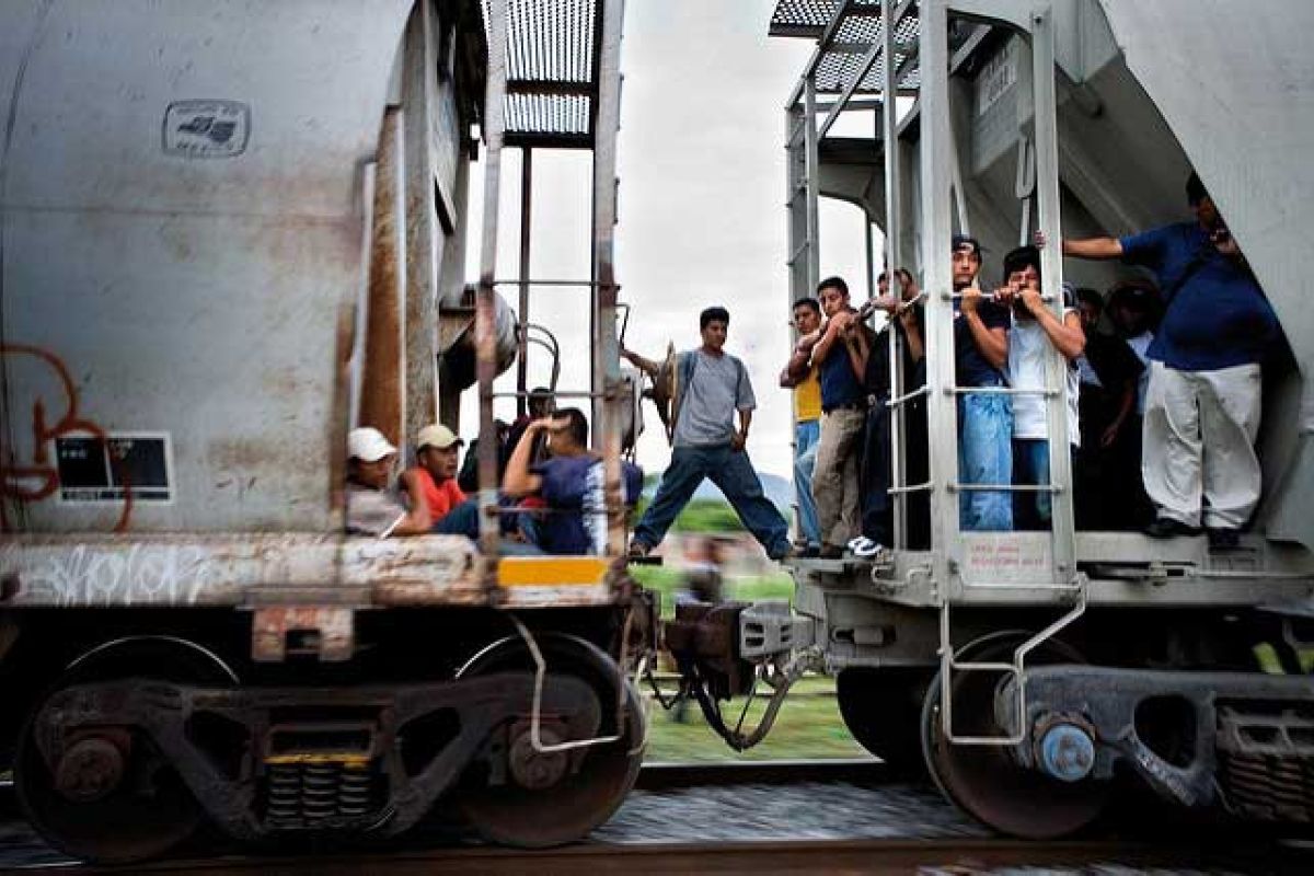 Migrantes centroamericanos y mexicanos cruzando México. Foto: Moody College of Communication / algunos derechos reservados. Migrantes centroamericanos y mexicanos cruzando México. Foto: Moody College of Communication / algunos derechos reservados.