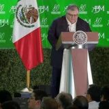 Carstens aseguró que la tarea de estabilizar el poder de compra de los mexicanos no sólo es responsabilidad de Banxico, sino de la política fiscal de la secretaría de Hacienda.