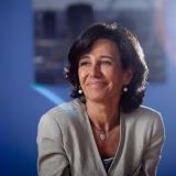 Ana Botín, Presidenta del Banco Santander, en su imagen de perfil en Twitter, cuenta que abrió el 7 de febrero de 2018 con un "Hola"