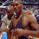 Ron Artest, protagonista de los sucesos en The Palace of Auburn Hills en noviembre de 2004. (Foto de Bleacher Report)