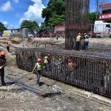 Trabajadores en la construcción del Tren Maya en junio 2022 (Foto: Fondo Nacional de Fomento al Turismo)