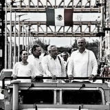 Sheinbaum y López Obrador en Dos Bocas.