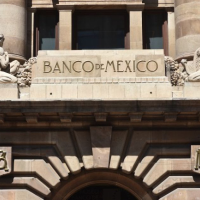 Fachada del Banco de México.