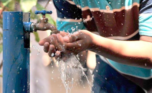 En Sinaloa y Sonora la tarifa es más alta que en la capital de Francia, donde el agua por metro cúbico cuesta 3.6 dólares