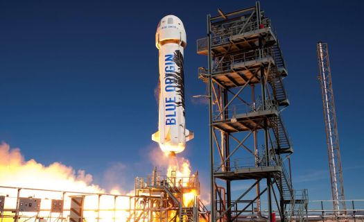 New Glenn es un gran avance para Blue Origin desde su anterior cohete, el New Shepard (imagen).