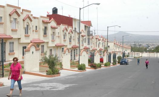 En 2016 el gobierno estatal autorizó la construcción de 13 mil viviendas en el municipio.