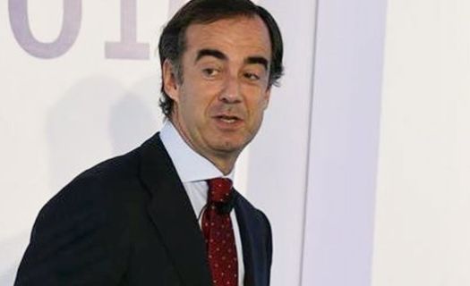 La empresa que preside Juan Villa-Mir de Fuentes adquirirá a la filial mexicana para que salga de la bolsa mexicana.