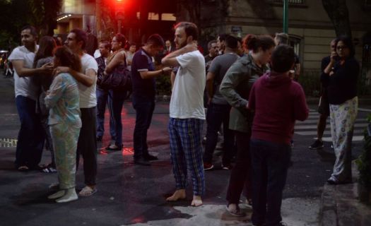 En la Ciudad de México, la población salió de sus domicilios; la alerta sísmica funcionó.