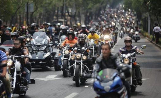 Organizaciones de motociclistas están en contra de tener que pasar la verificación vehicular.