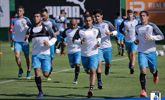 Tanto Querétaro como Santos marchan en la zona baja de la tabla general