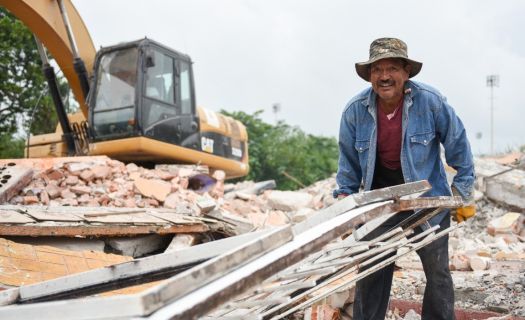 El reglamento de construcción de la CDMX no contempla sanciones directas a las empresas, por ejemplo la inhabilitación temporal.