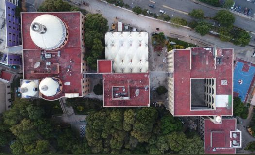 Área del Tec de Monterrey donde se colapsaron los puentes.