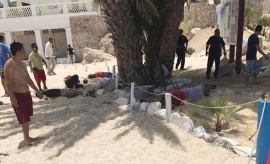 En Baja California Sur se han registrado asesinatos en playa con gran concurrencia de turistas.