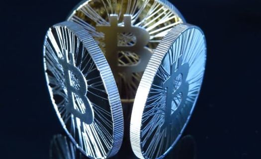 En tan solo unos minutos el precio del Bitcoin puede elevarse o disminuir de una manera impredecible.