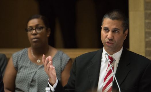 El presidente de la FCC Ajit Pai comunicó que se proporcionará más de 500 millones de dólares para la iniciativa