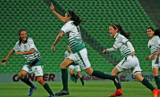 Santos Femenil. Foto: Santos/Twitter @jorgevictor23