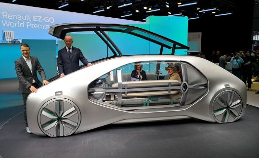 Renault presenta un auto robotizado