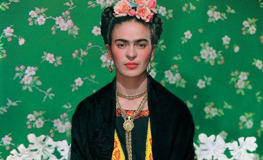 Foto: Frida Kahlo / Twitter @V_and_A