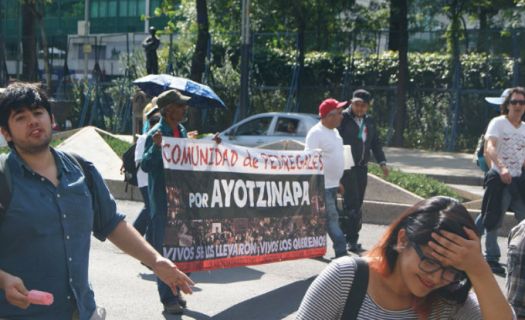 Ayotzinapa manifestación/ Fuente; Wikimedia Commons