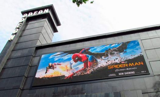 Spiderman Homecoming y Jumanji contrarrestaron los ingresos por licencias en televisión. Foto: David Holt /algunos derechos reservados. 