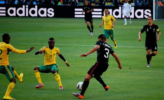 Defensores de derechos humanos instaron a la FIFA a actuar frente al gobierno ruso si viola derechos de activistas y otros grupos (Foto: Celso Flores)