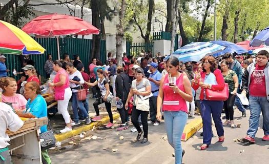 PRI ofrece 500 pesos por copia ine (Foto:Reforma)