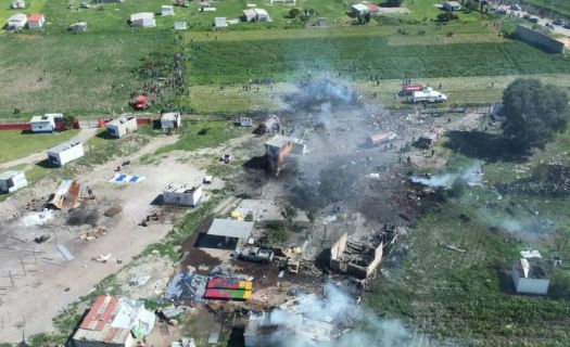 Imágenes de La Saucera, Tultepec luego de la explosión de esta mañana Foto: Twitter @GrupoRelampagos 