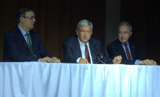 López Obrador anunció que será Marcelo Ebrard el nuevo titular de la SRE.