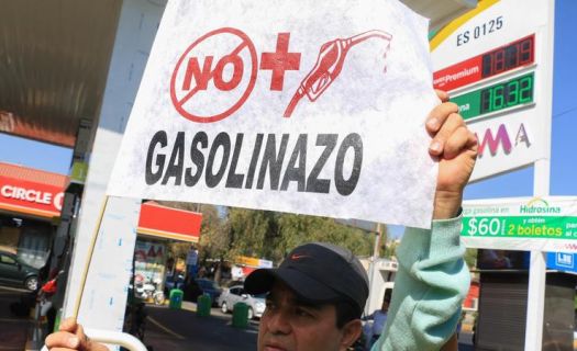 AMLO promete que no habrán gasolinazos. Foto: Cuartoscuro