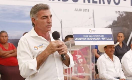 Las pérdidas que ocasiona el robo de hidrocarburos para el país se calculan en 50 mil millones de pesos, según el gobernador de Puebla, Tony Gali.