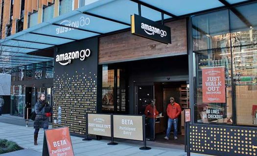 Amazon también ofrece productos propios dentro de su plataforma (Foto: Sounder Bruce)
