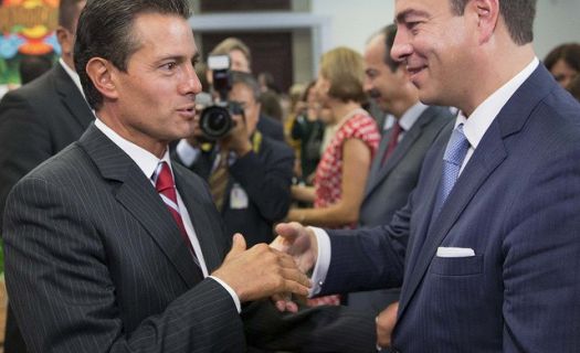 Peña Nieto y Paulo Carreño, director de ProMéxico (Foto: flickr.com)